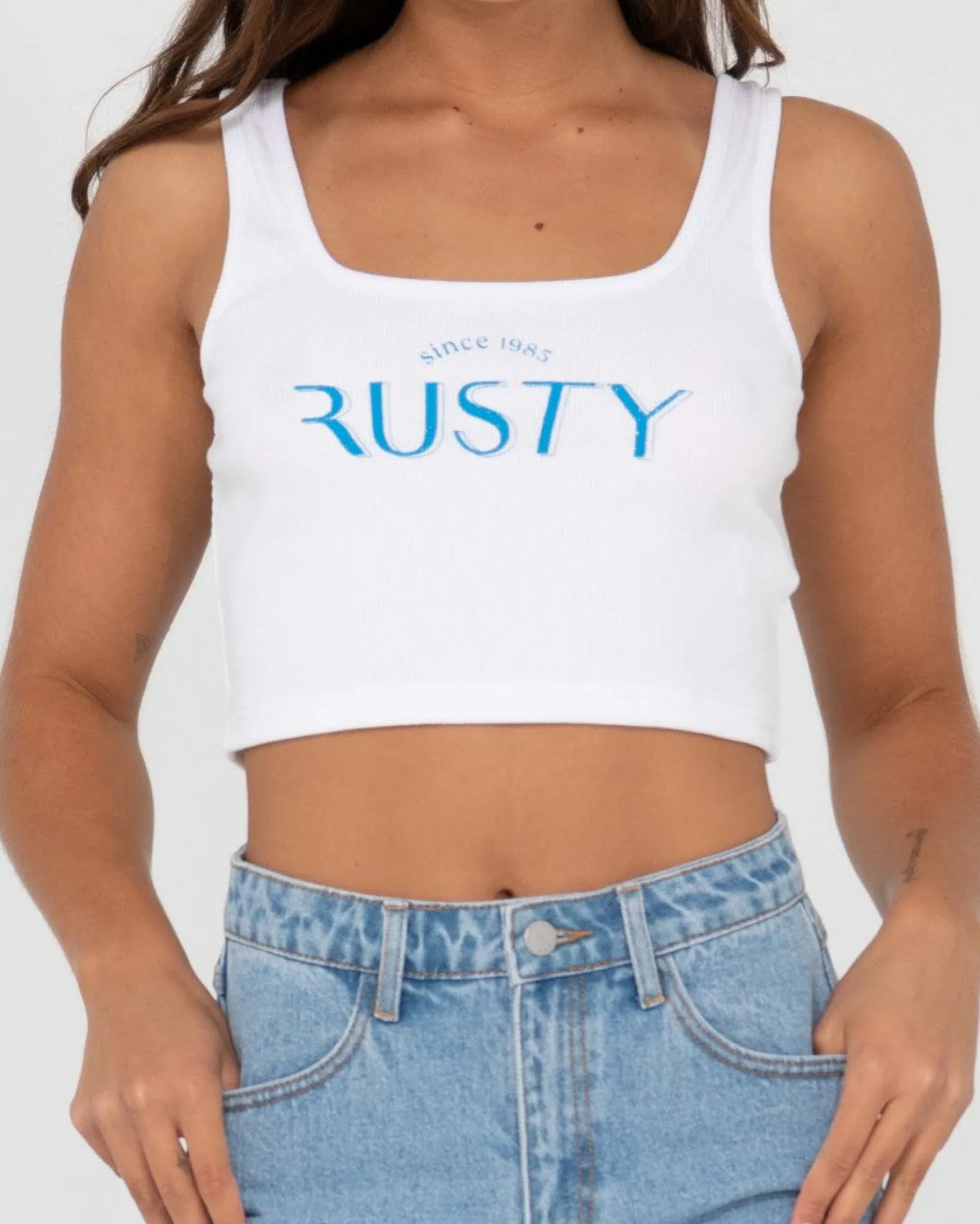 1985 Baby Graphic Crop Tank Top | Rusty Hot