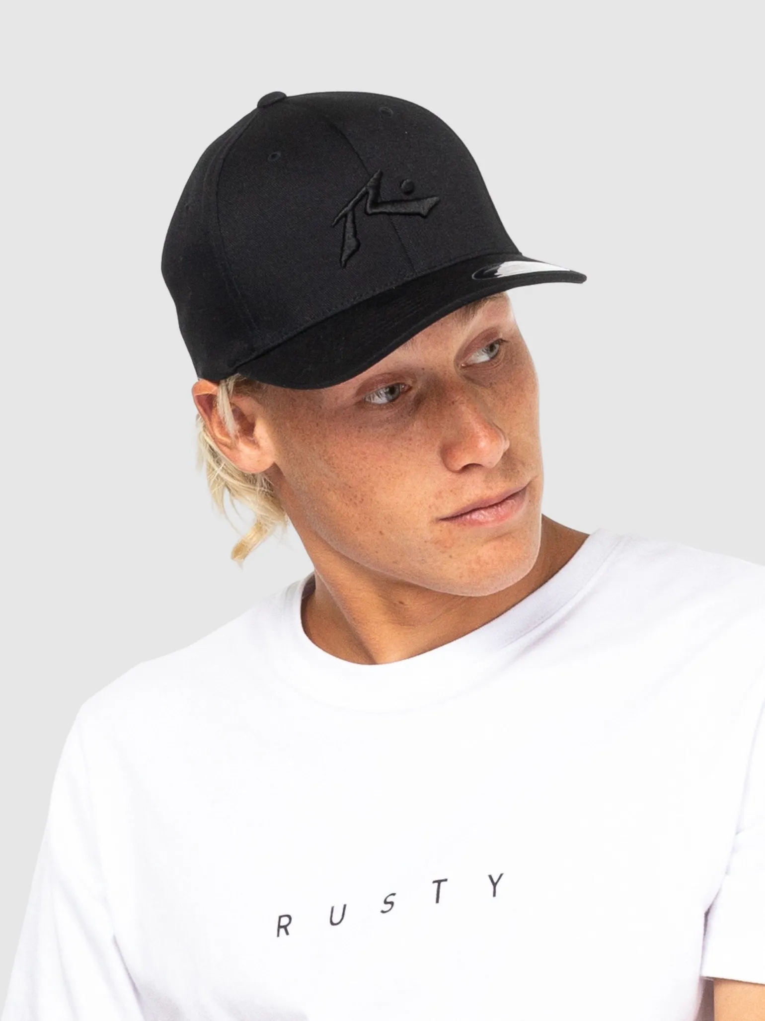 Chronic 4 Flexfit Cap | Rusty Fashion