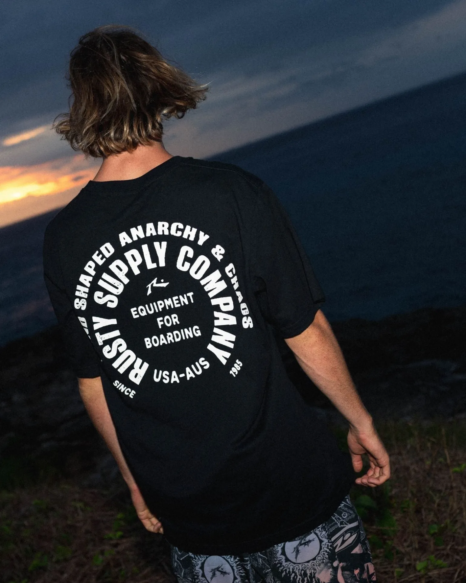 Circular Short Sleeve Graphic Tee | Rusty Best