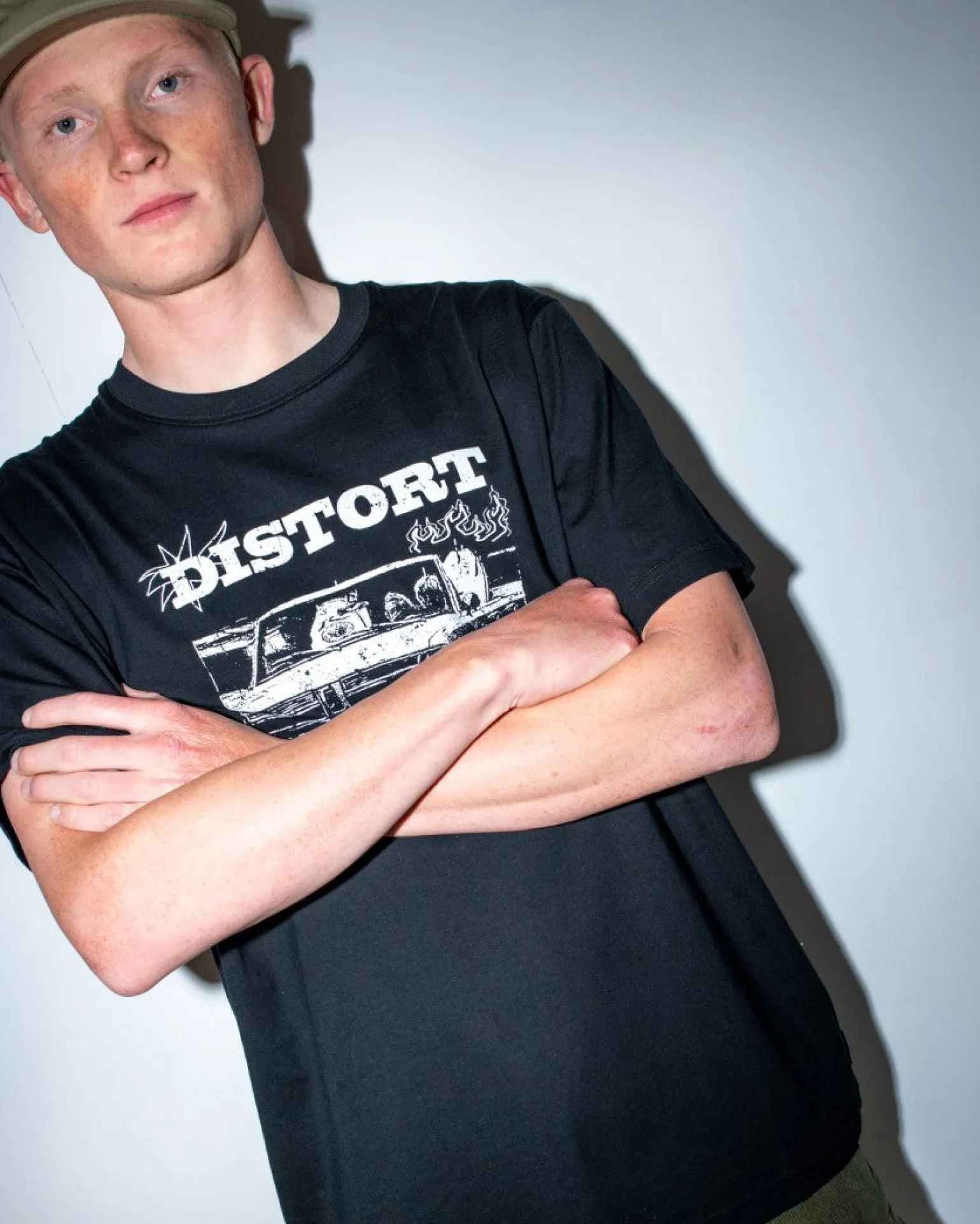 Distort Short Sleeve Graphic Tee | Rusty Best
