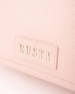 Essentials Beauty Case | Rusty Cheap