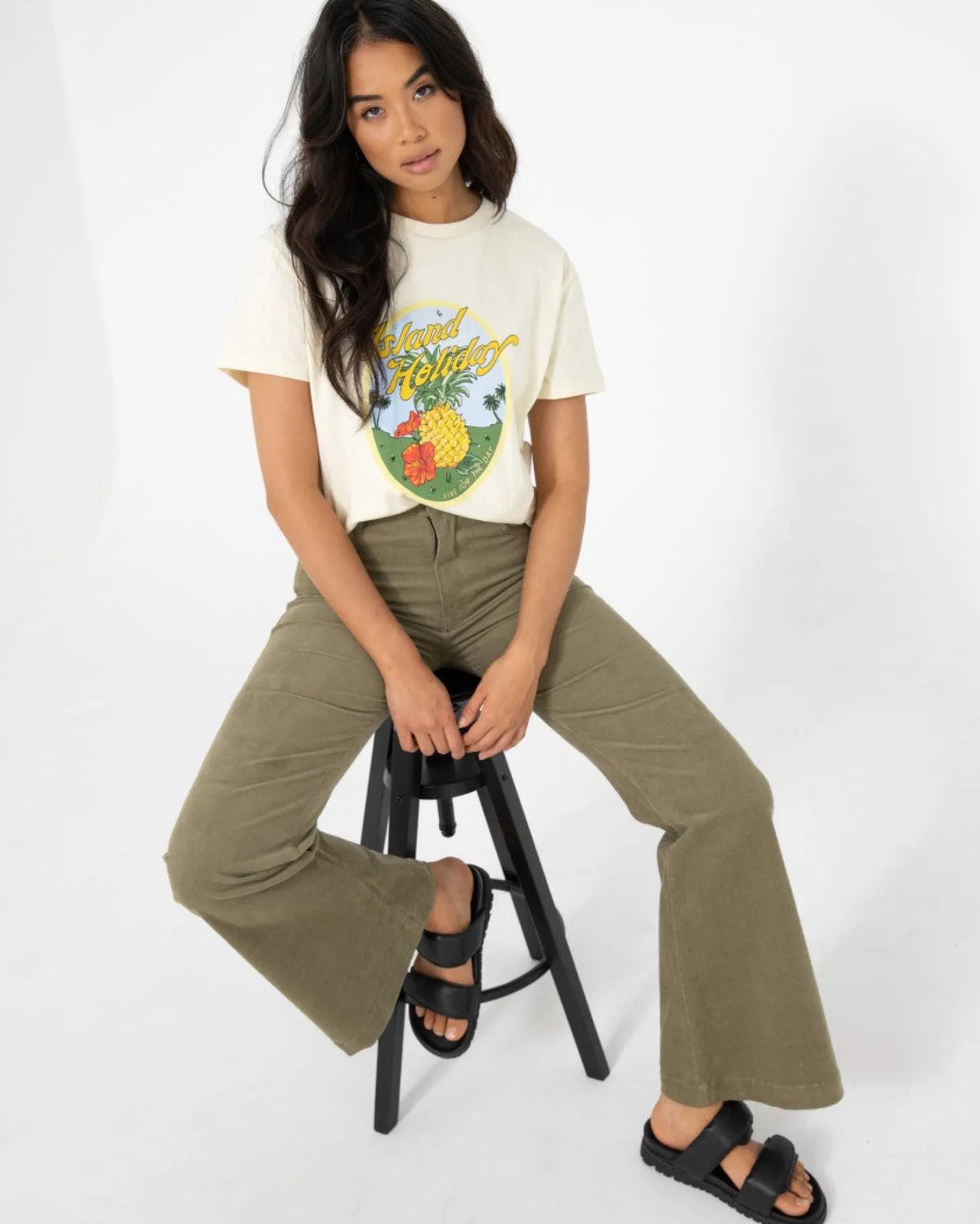 Island Holiday Relaxed Graphic Tee | Rusty Outlet