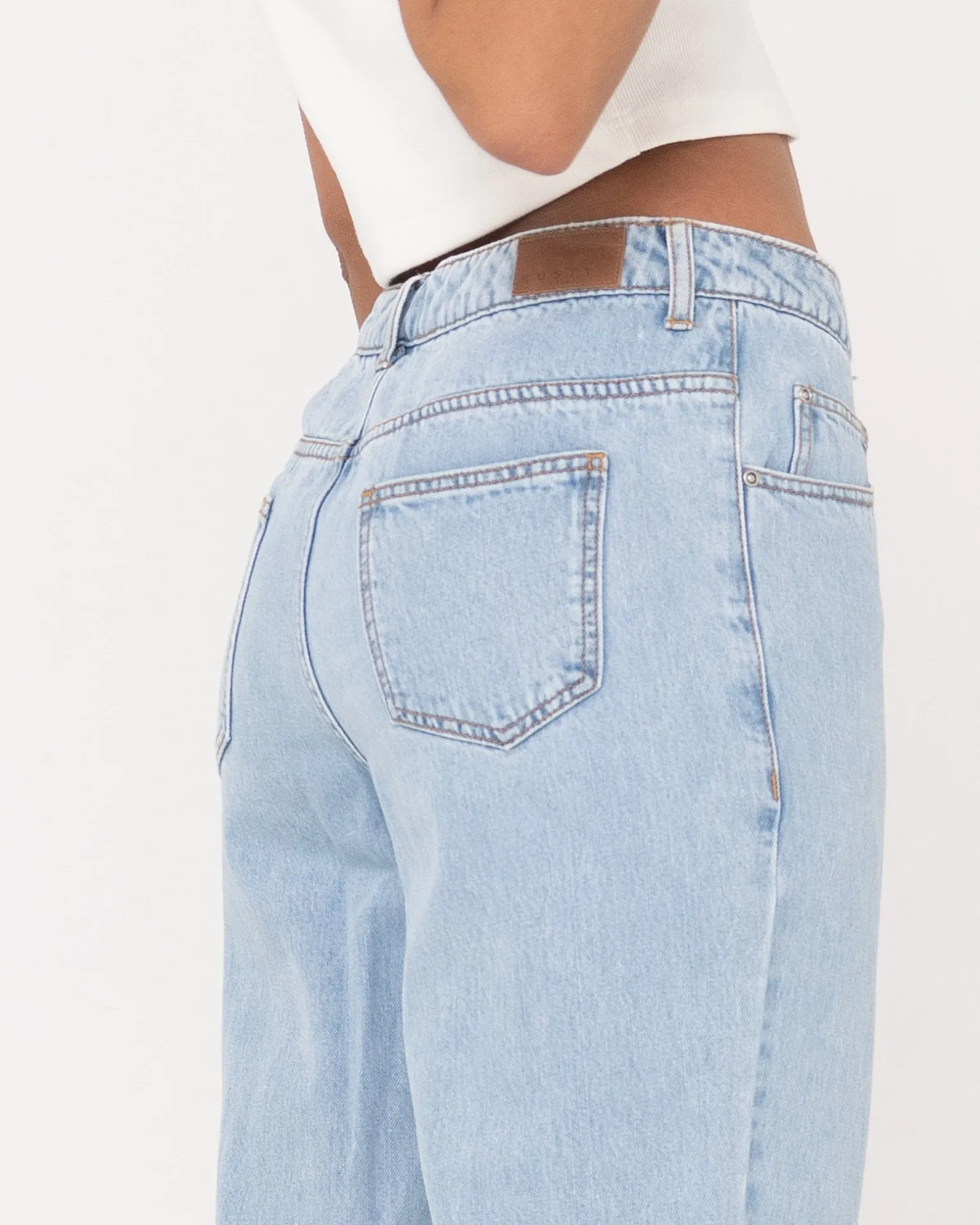 Mid Rise Straight Leg Jean | Rusty Best