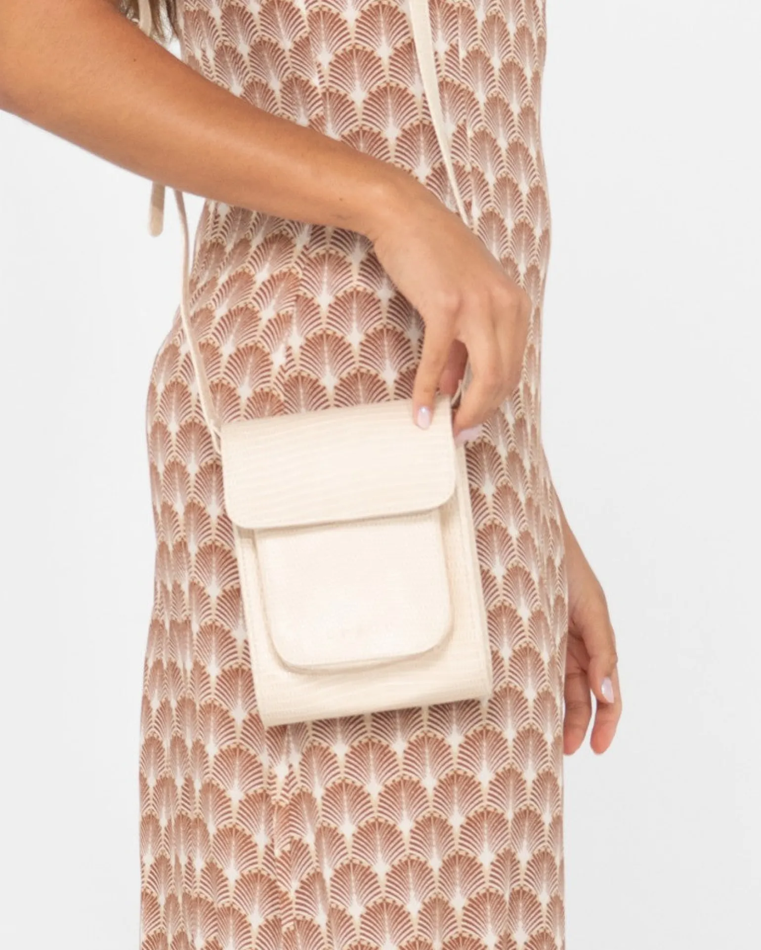 Mila Over The Shoulder Textured Sidebag | Rusty Cheap