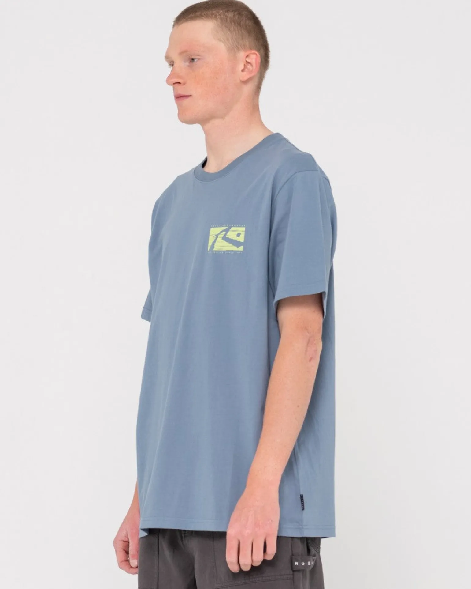 R Dot Short Sleeve Graphic Tee | Rusty Cheap
