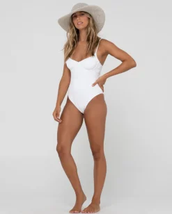 Romance Wide Brim Straw Beach Hat | Rusty Fashion