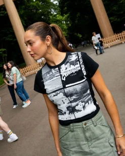 Greetings Skimmer Graphic Baby Tee | Rusty New