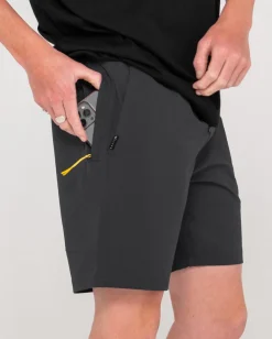 Salamander Elastic Walkshort | Rusty Online
