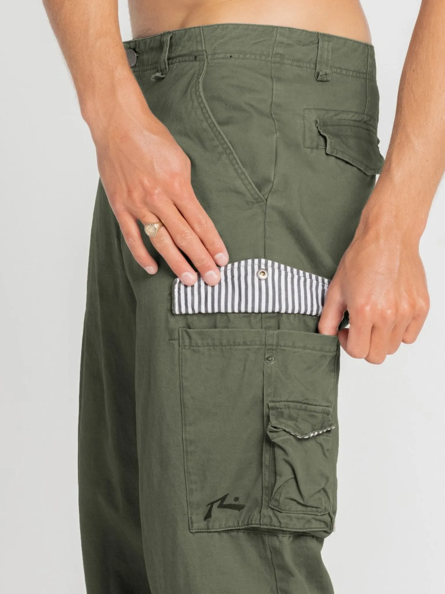 Sheetya Loose Fit Cargo Pant | Rusty Outlet