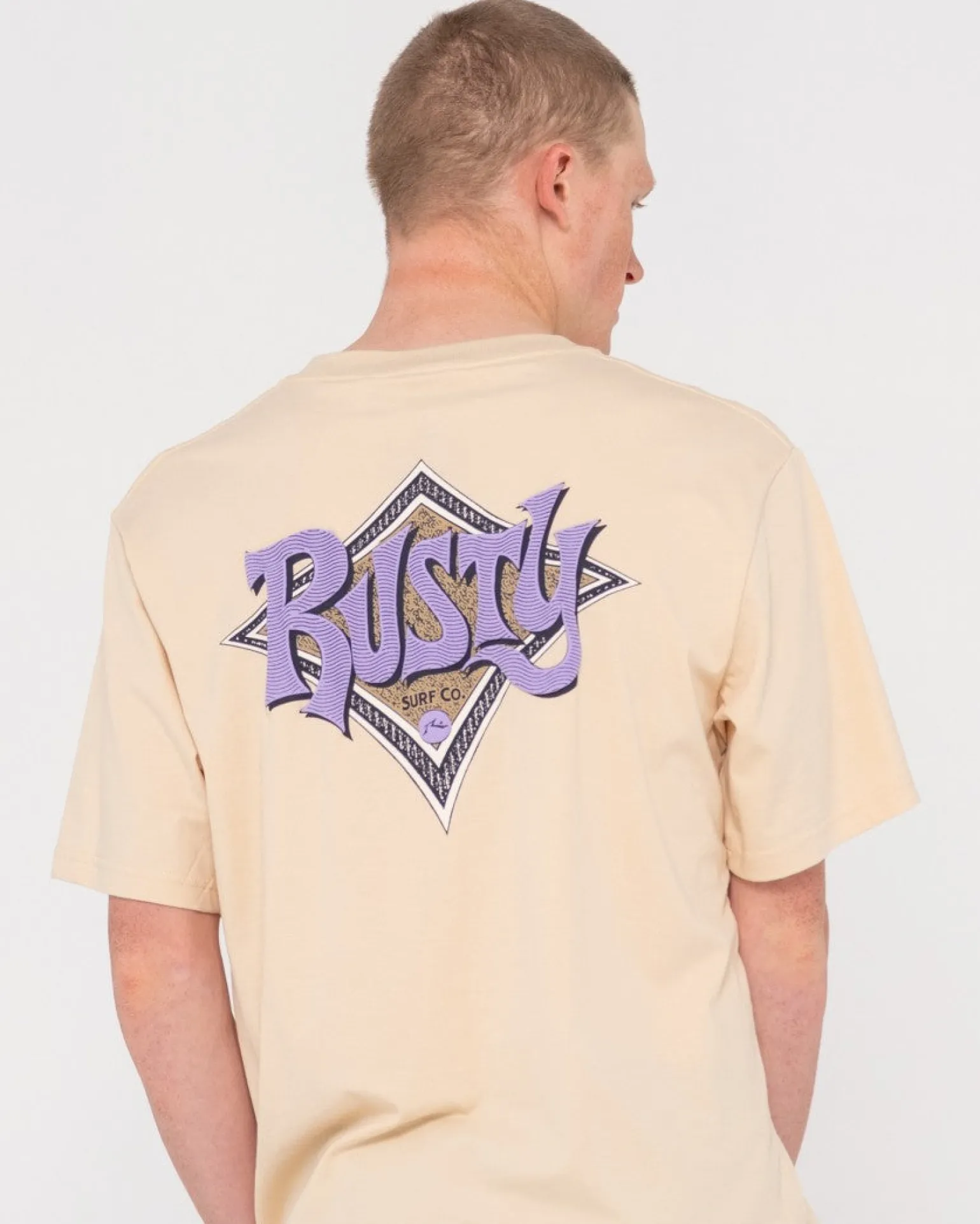 Twisted Diamond Short Sleeve Graphic Tee | Rusty Outlet